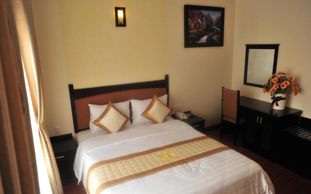 Than Thien Friendly Hotel