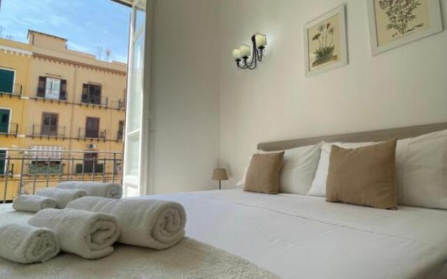 Central Station Apartments Holidays