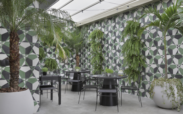 Yoo2 Rio de Janeiro, Tapestry Collection by Hilton