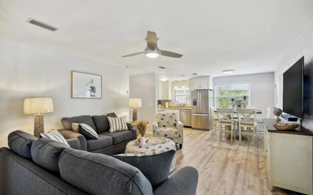 New Smyrna Beach Home < 1 Mi to Beach/ Main House