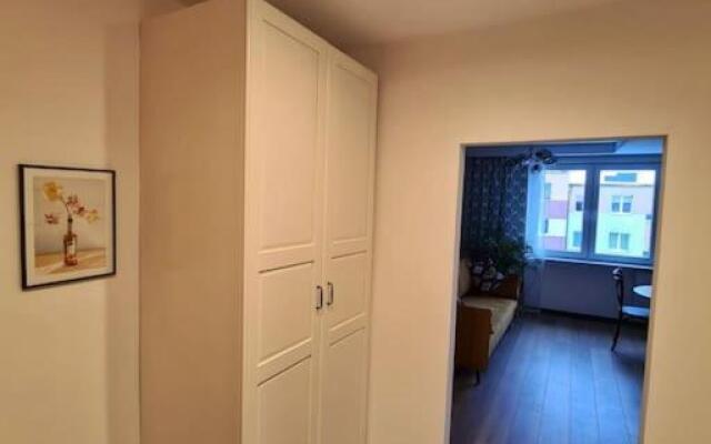 Uroczy apartament blisko centrum - 10 min do plaży