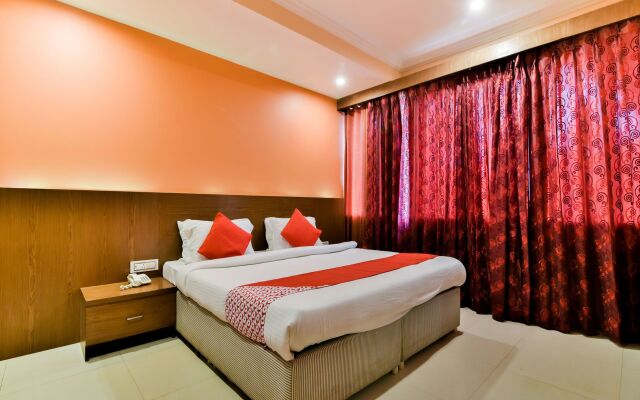 OYO 15944 Hotel Three Seas