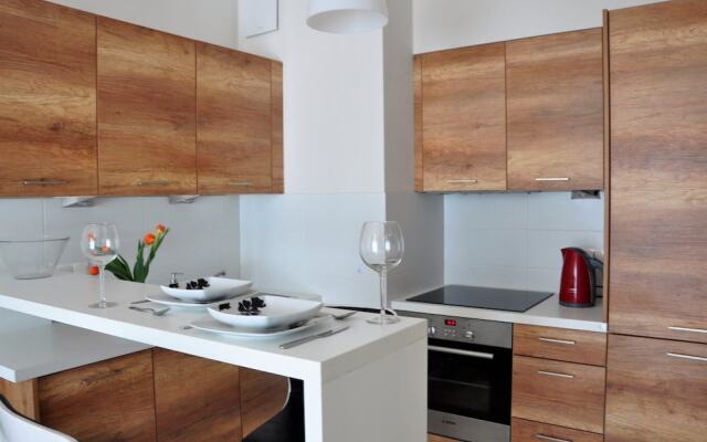 Prudentia Apartments Jeziorański