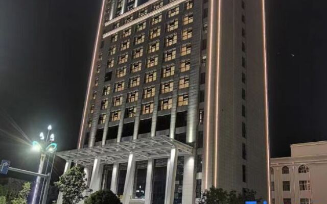M Hotel