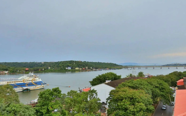 Hotel Mandovi