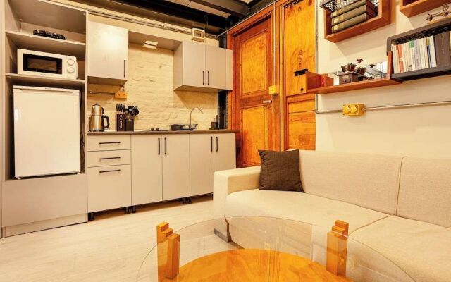 T Suites