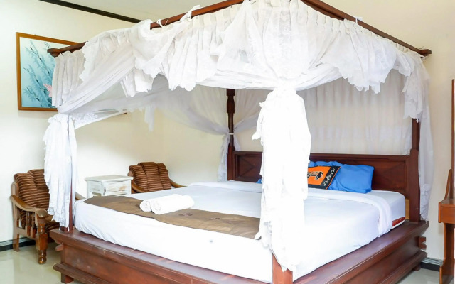 Segara Hotel and Restaurant