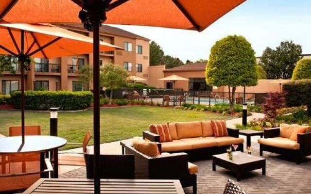 Courtyard Fayetteville