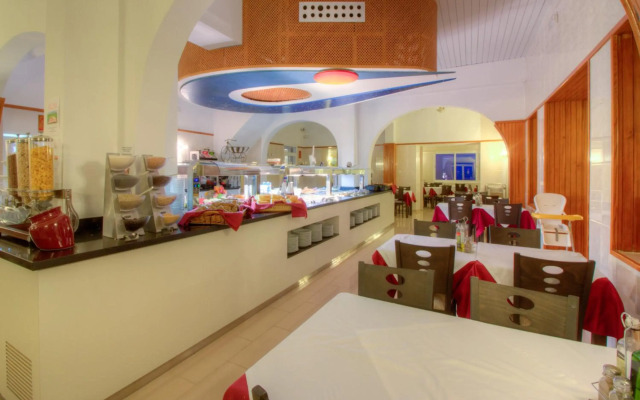 Hotel Roca Bella