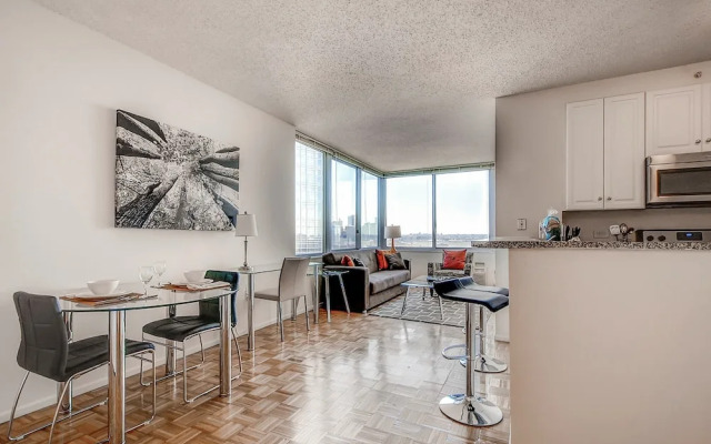 Global Luxury Suites at Exchange