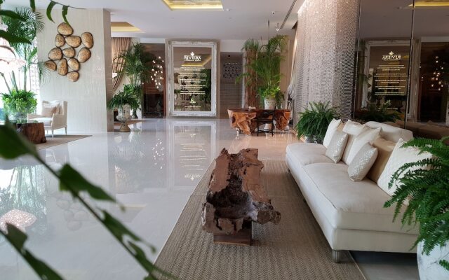 Riviera 1BR Sea View B2506