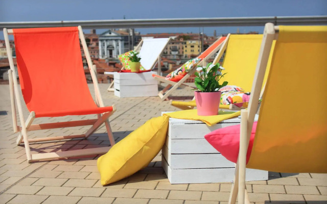 Sunny Terrace Hostel