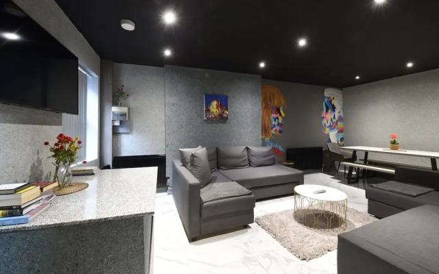 Back Turner Townhouse