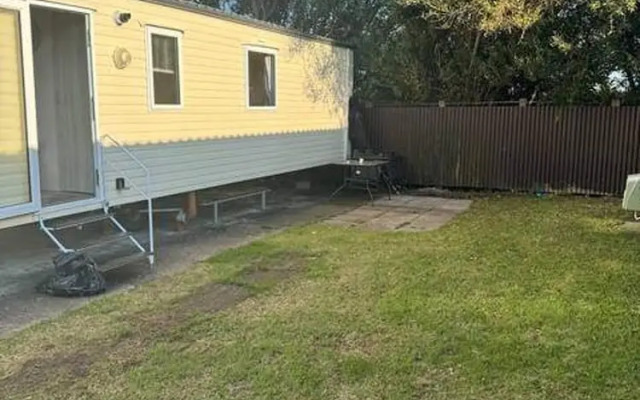 Caravan Emma 2 Bed Robin Hood