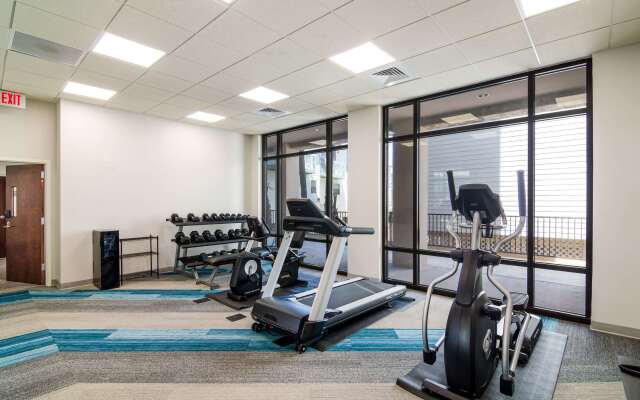 Comfort Inn & Suites Gulf Shores East Beach near Gulf State Park