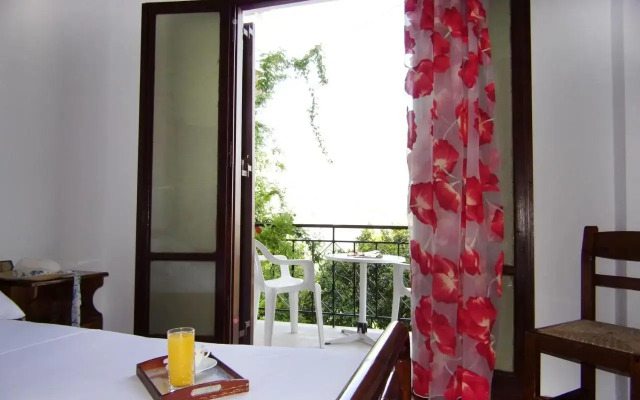 Vaso's Bay House