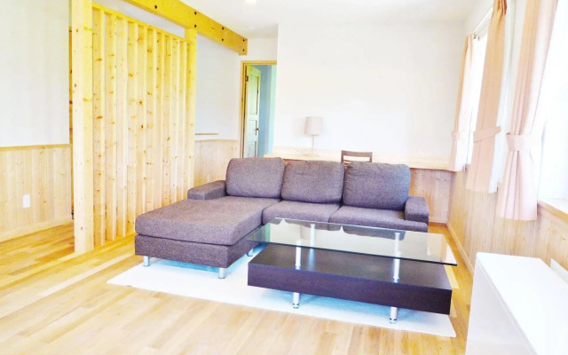 Resort House Niseko First