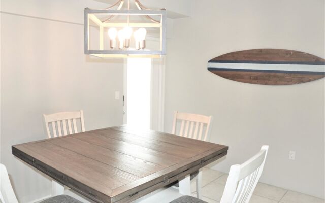 Jamaica Royale T23 - 2 Br Condo