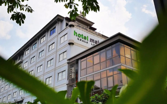 Hotel Maluri