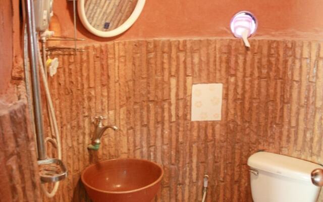 Baandin Huaiphung Resort