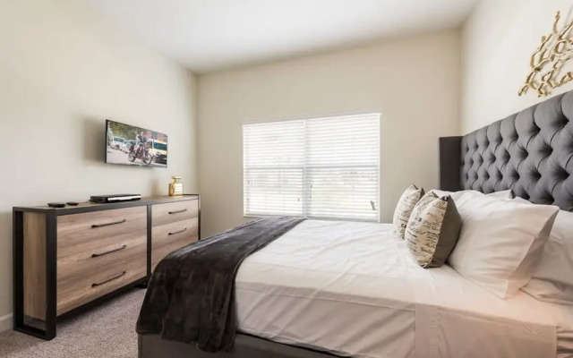 Super Nice Home Prime Location