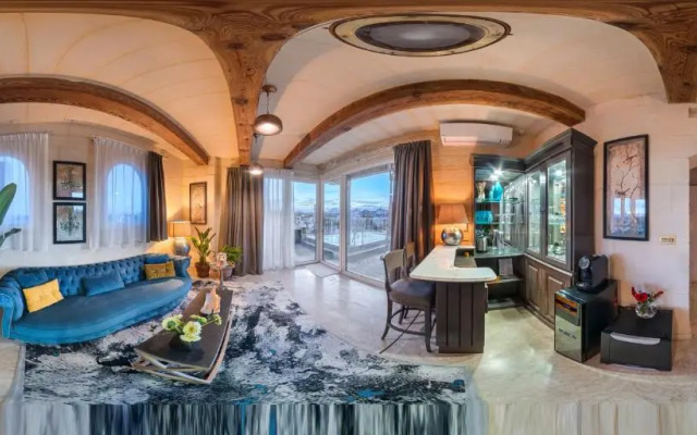 Lulu Boutique Hotel