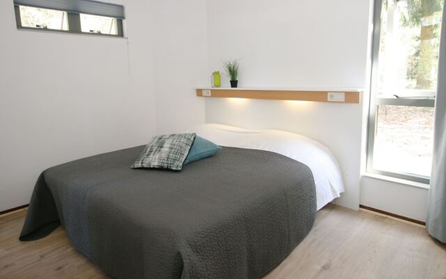 Well-kept Bungalow With a Fireplace in the Veluwe