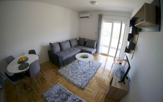 Apartman L&R