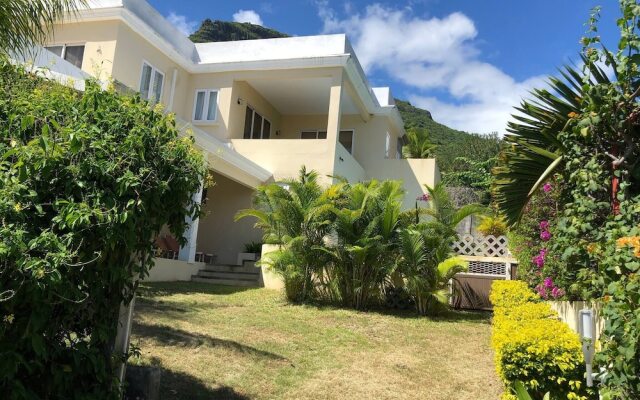 "black River: Villa Turquoise 3bdr, sea View"