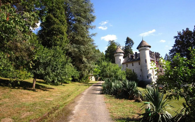 Chateau Lapeyrouse