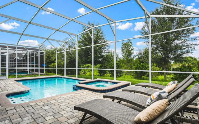 Greenview 8BR Home Private Theater Pool/spa/games