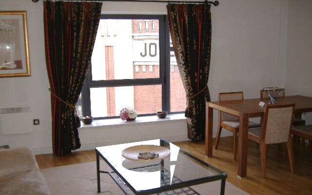 Baltic Quay Apartments Week2Week