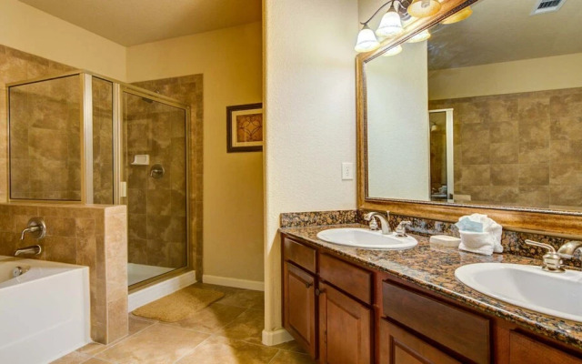 Bella Piazza 904 - 535