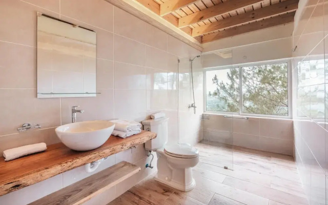 Paradise Retreat With Stunning Views in Jarabacoa