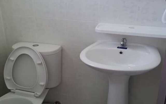 Yaris House