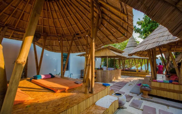 Paradise Resort PHI PHI