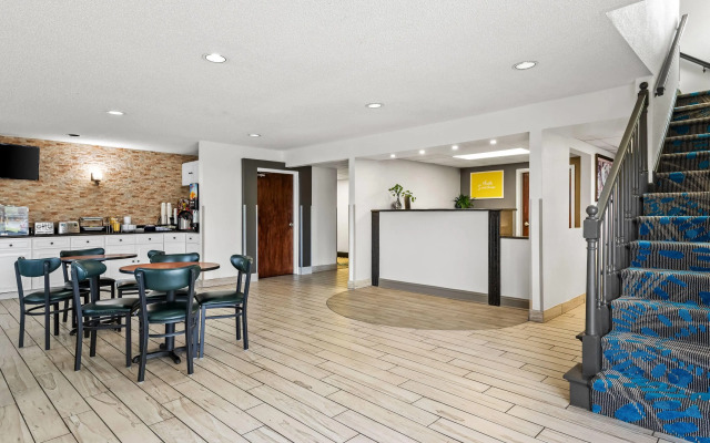 Days Inn by Wyndham Lancaster PA Dutch Country