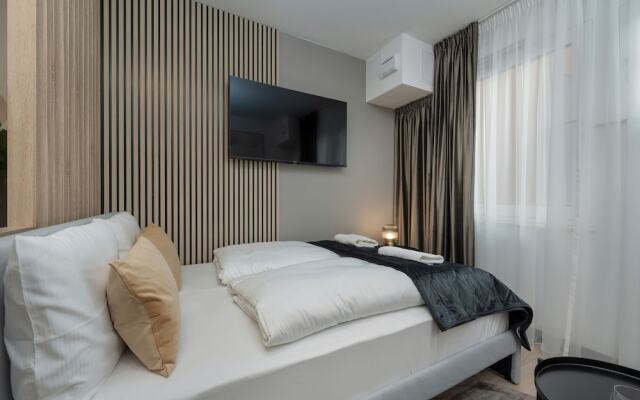 Elegant Studio in Wroclaw by Renters