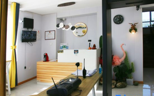 Hushang Homestay