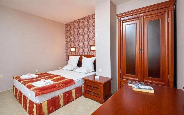 Hotel Karolina