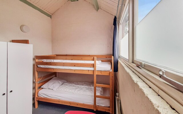 Amazing Home in Bruinisse With 2 Bedrooms and Wifi