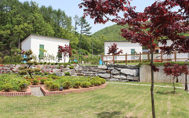 Paju One-frame Pension