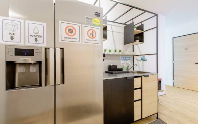 RadZone Hostel