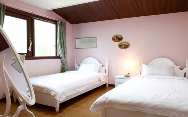 Nuga Village Pension