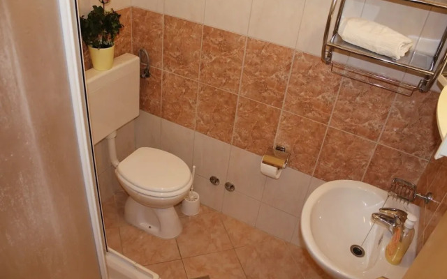 Mediterraneo - With own Parking Space - A2