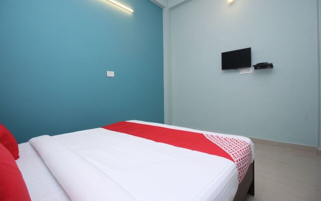 OYO 16150 Suraj Guest House