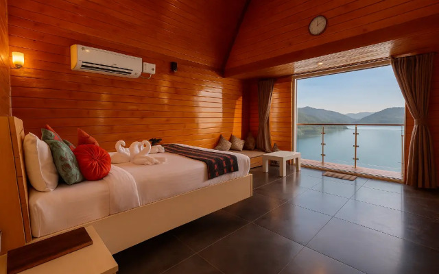 Rumourss Sky Villa and Resort