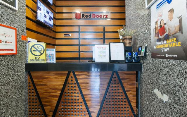 RedDoorz near Quiapo Church Manila