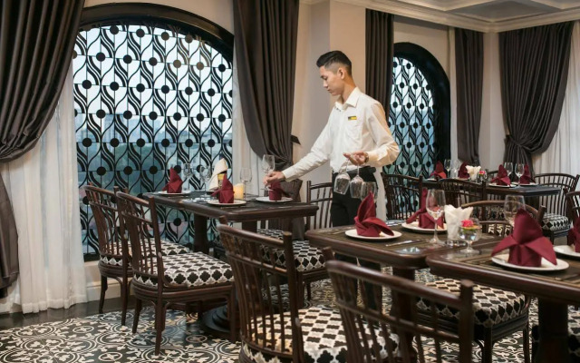 Canary Hanoi Hotel