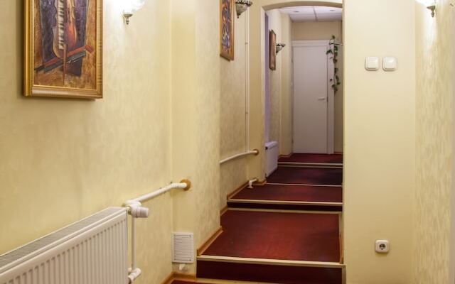 Apartments on Liteynyy